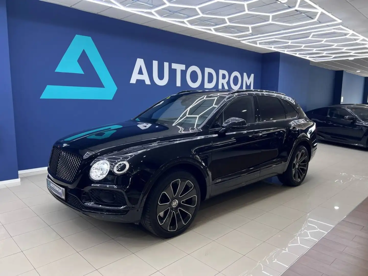Bentley Bentayga V8 Noir - 1