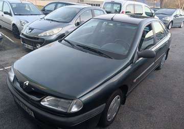 Belle laguna1.8 alize 1er main tbe faible kiometrage petit prix