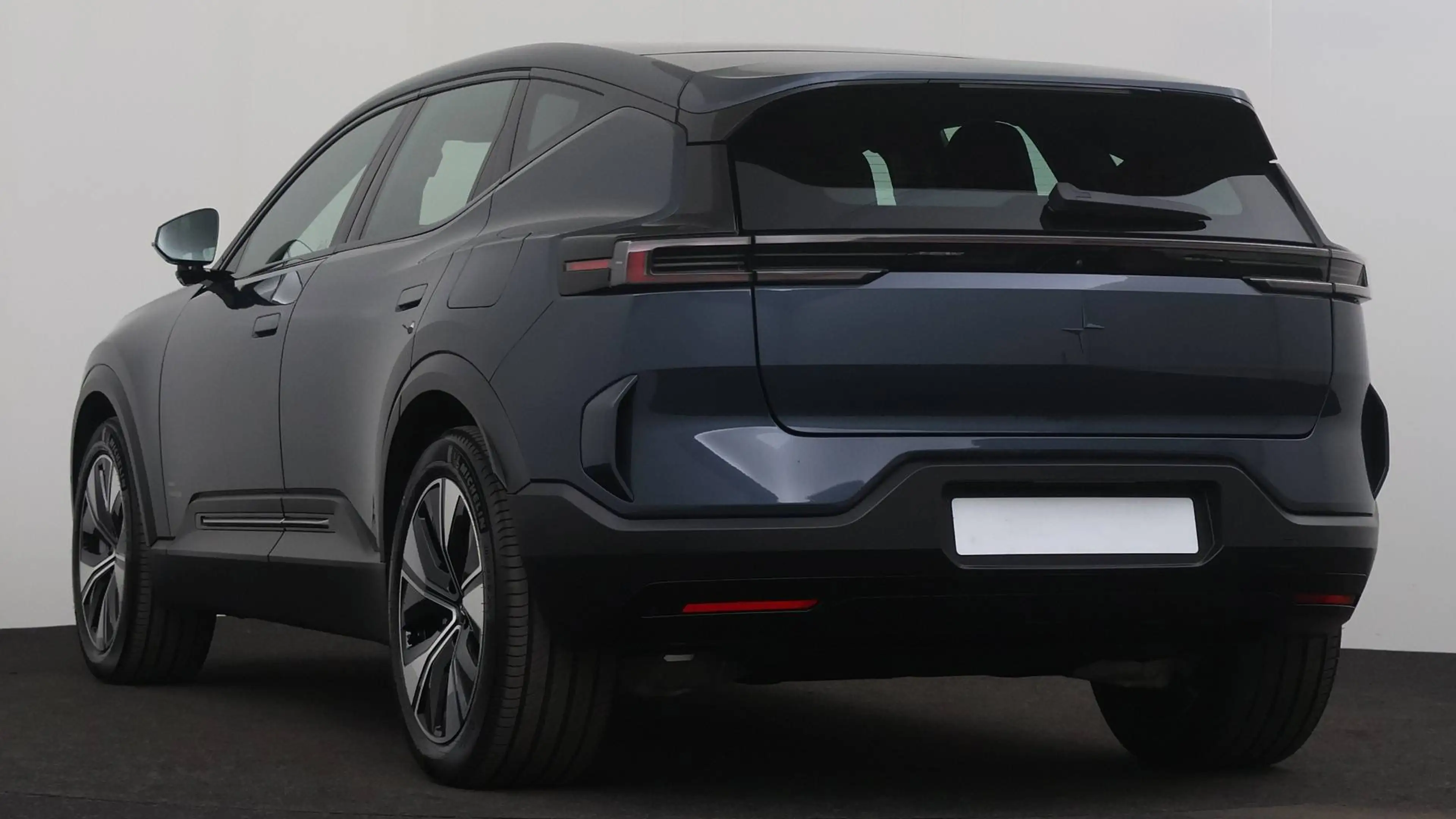 Polestar 3 111 kWh Long Range Single Motor MY25 Pilot/Plus — photo 3