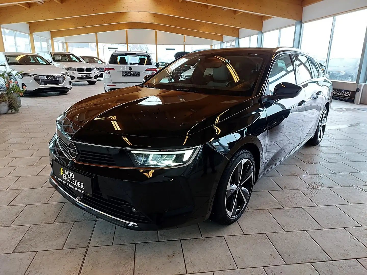 Opel Astra ST 1,5 CDTI Elegance Aut. Schwarz - 2