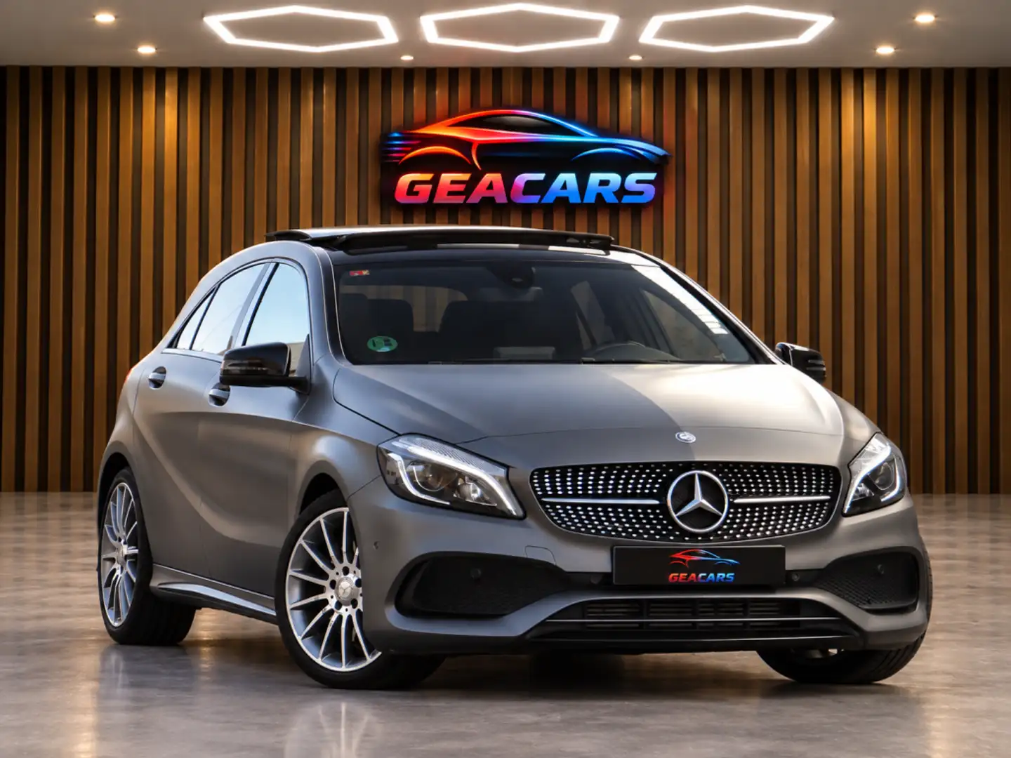 Mercedes-Benz A 220 220d 7G-DCT Gris - 1