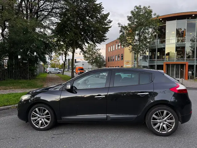 Renault Megane view 2