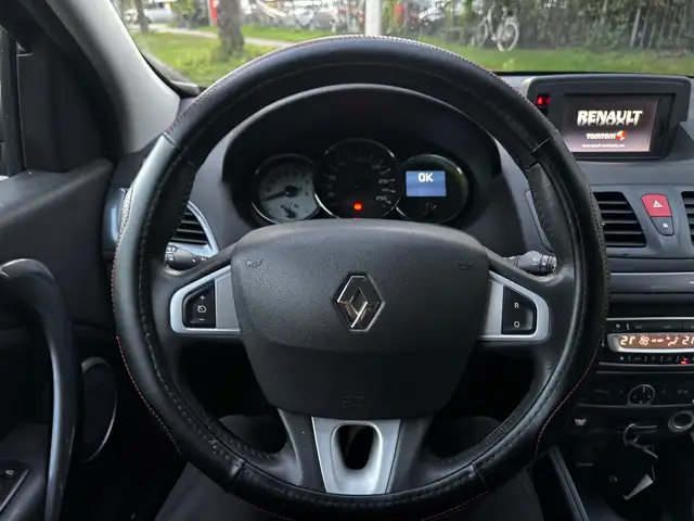 Renault Megane view 14