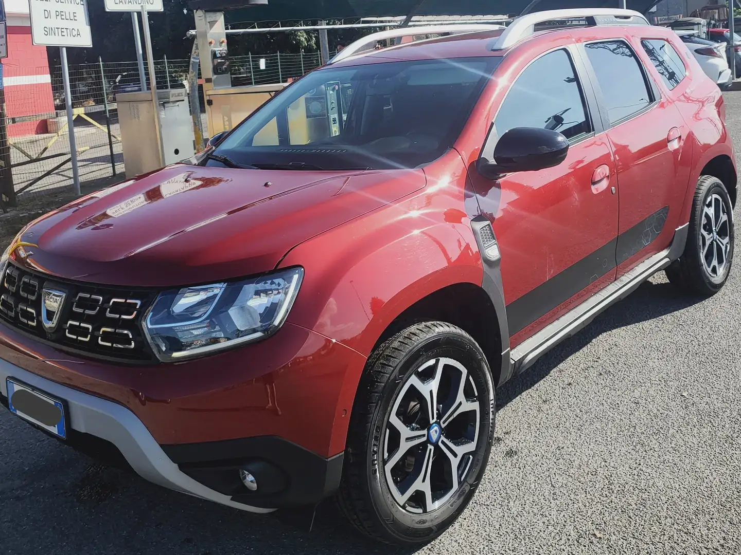 Dacia Duster 15th Anniversary Rosso - 1