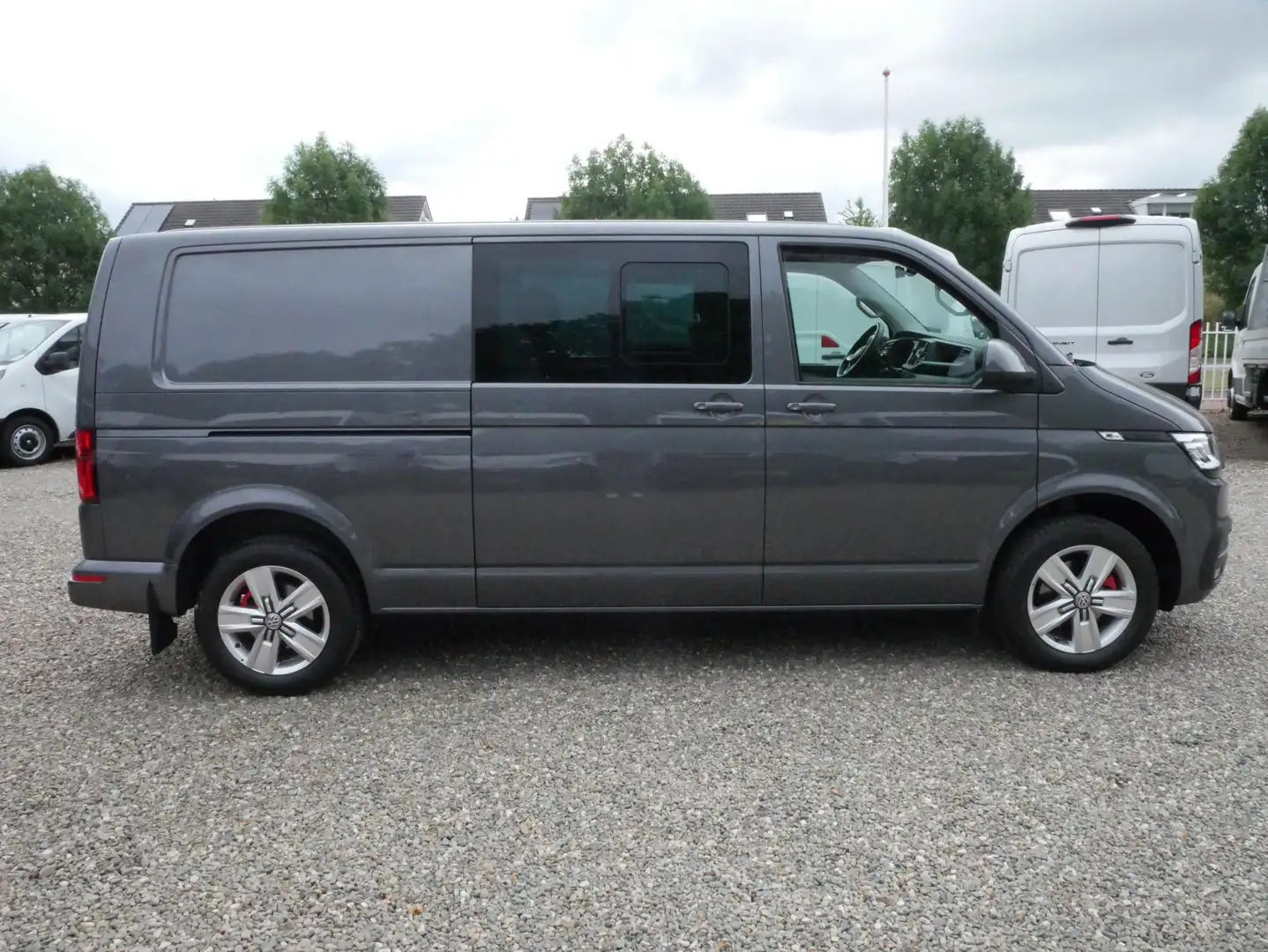 Volkswagen T6.1 Transporter 2.0 TDI 150PK L2H1DSG Dubbel Cabine NIEUWSTAAT! 2 - 2