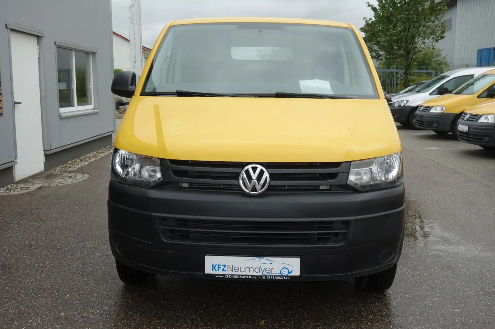 Volkswagen T5 Transporter mehrere auf Lager facelift 2,0TDI Gelb - 1