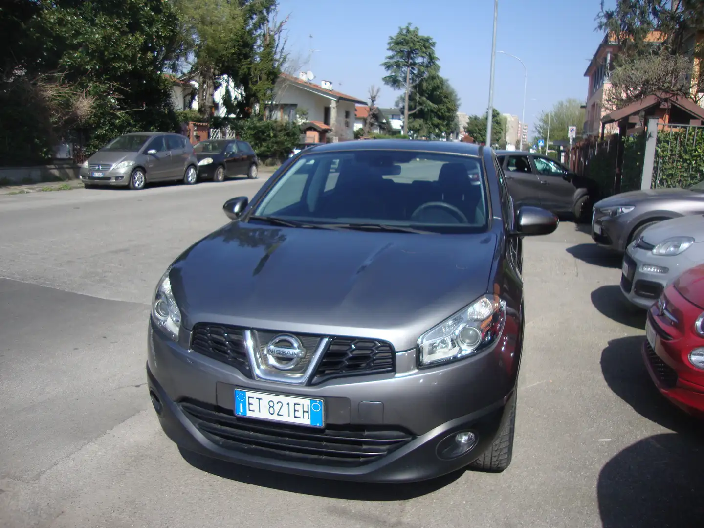 Nissan Qashqai 1.5 dci Acenta Plateado - 1