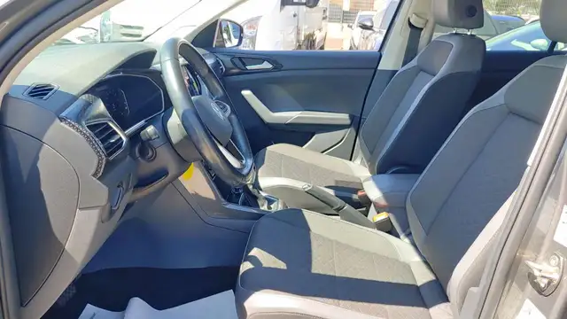 Volkswagen T-Cross view 12