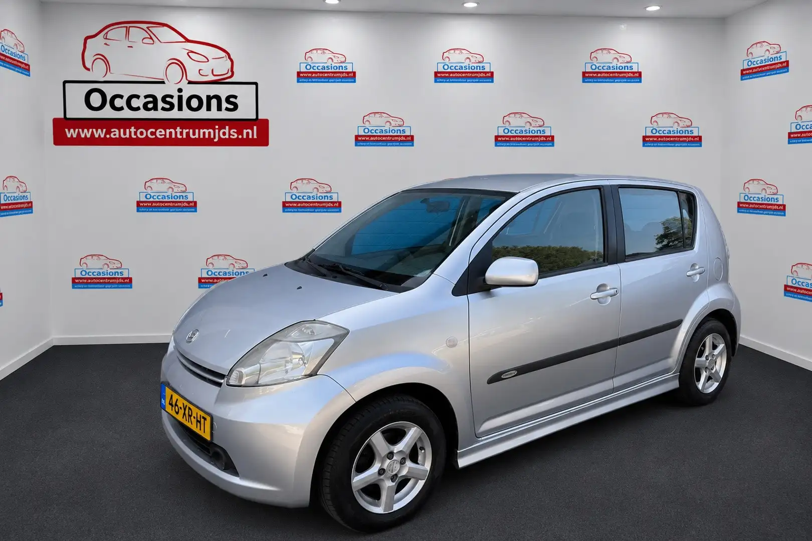 Daihatsu Sirion 2 1.3-16V Comfort. Airco , N.A.P !!! Grau - 1