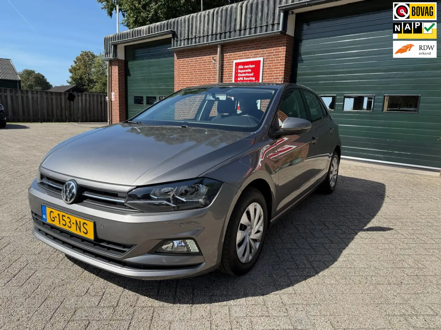 Volkswagen Polo 1.0 TSI Comfortline Airco Adaptief-Cruise Carplay Grijs - 1