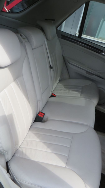 Mercedes-Benz ML 420 CDI 4Matic AMG Paket AHK Kamera — photo 16