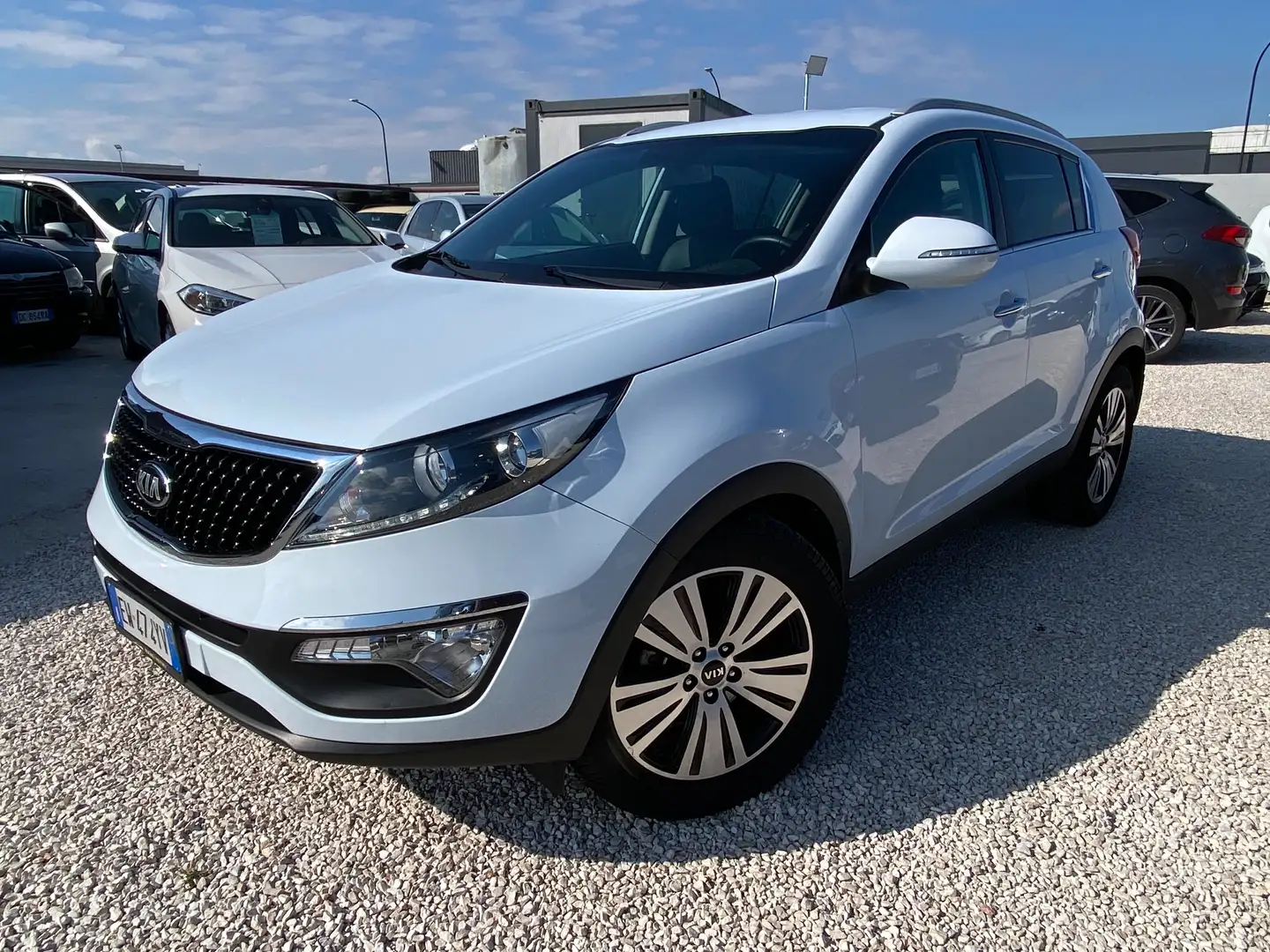Kia Sportage Sportage III 2010 1.7 crdi Cool 2wd Blanc - 1