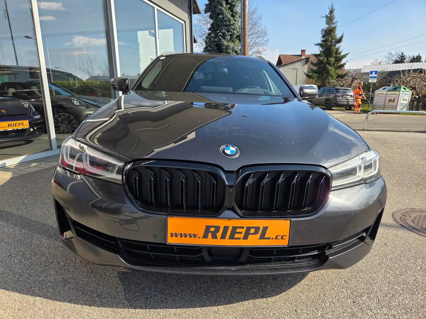 BMW 530 530 xd Voll NP € 98.112.- Ö-1.Besitz Leder Grau - 2