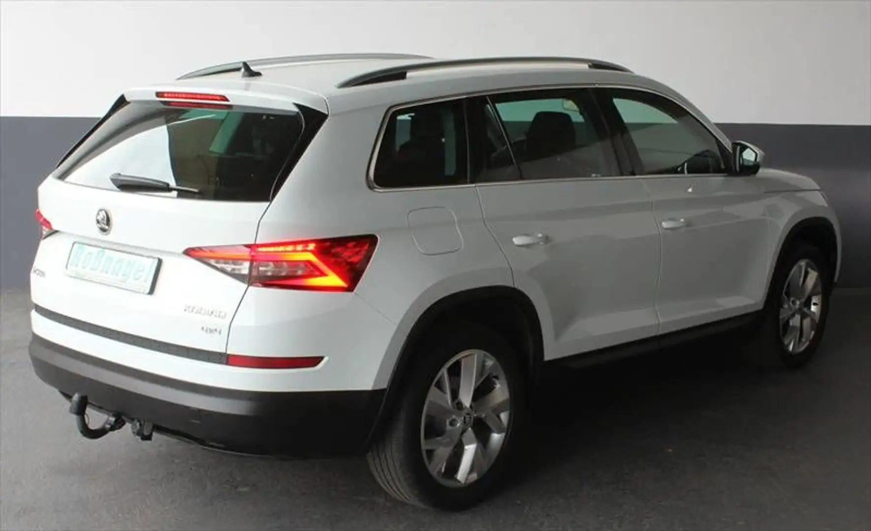 Skoda Kodiaq 2,0 TDI Style 4x4 Business Columbus AHK Blanc - 2