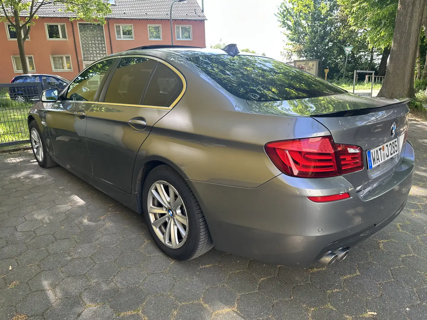 BMW 520 520 d TÜV NEU Grau - 2