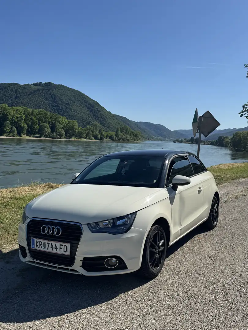Audi A1 1,2 TFSI Attraction - 1