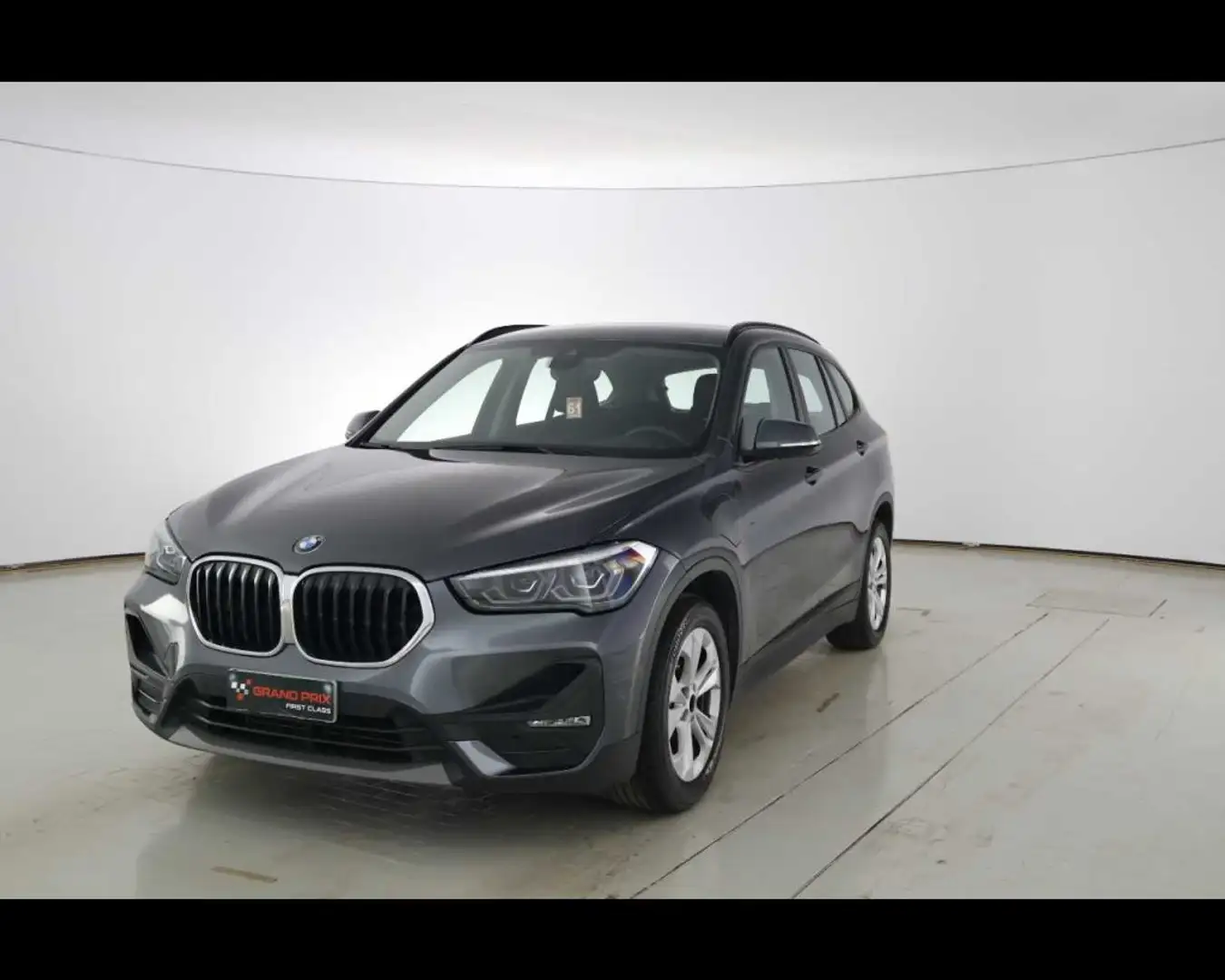 BMW X1 xDrive25e Advantage Grijs - 1