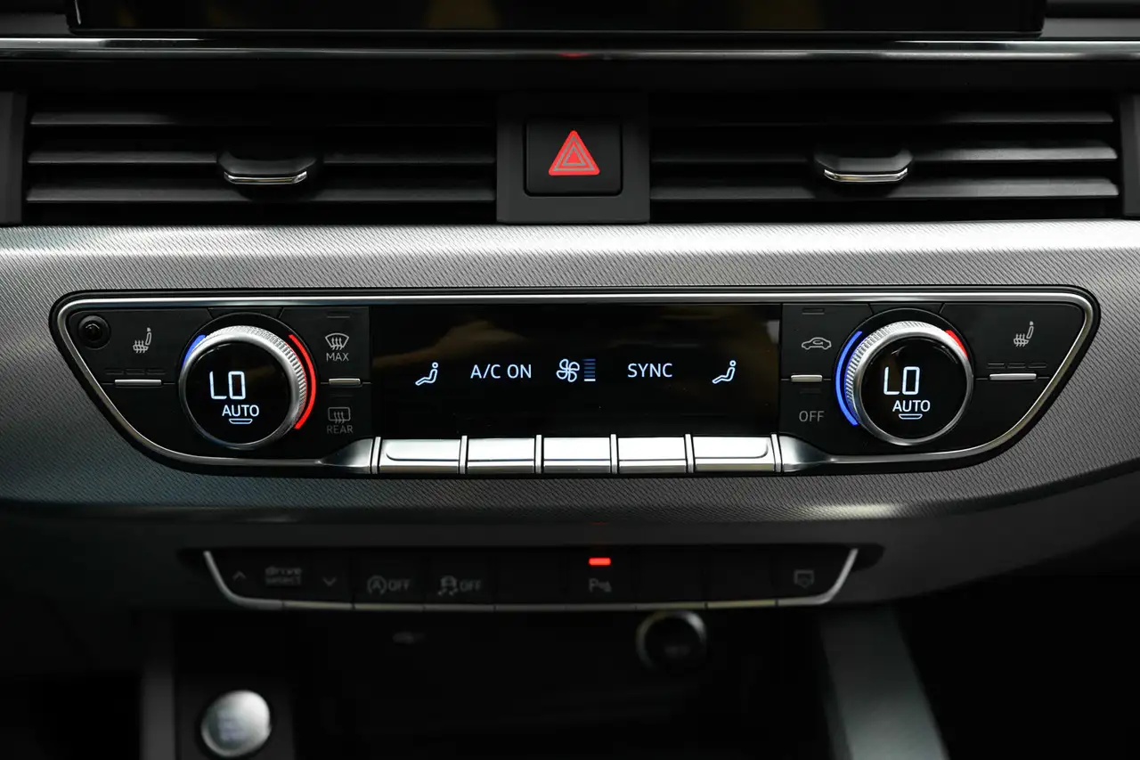 Audi A4 снимка Audi A4