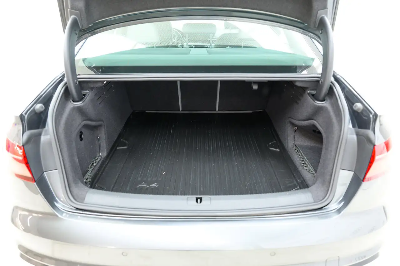 Audi A4 снимка Audi A4