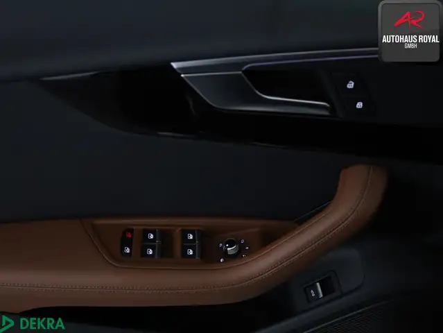 Audi A4 view 14