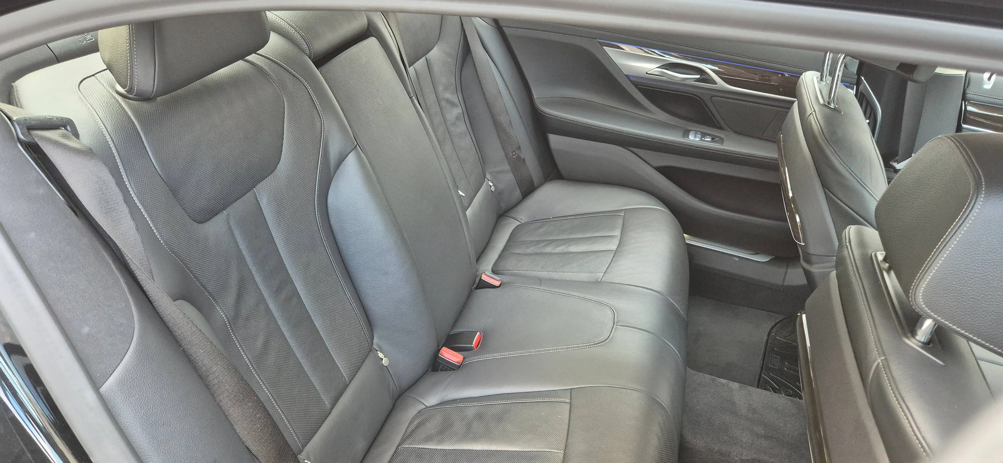 BMW 730 730 L d xDrive — photo 11