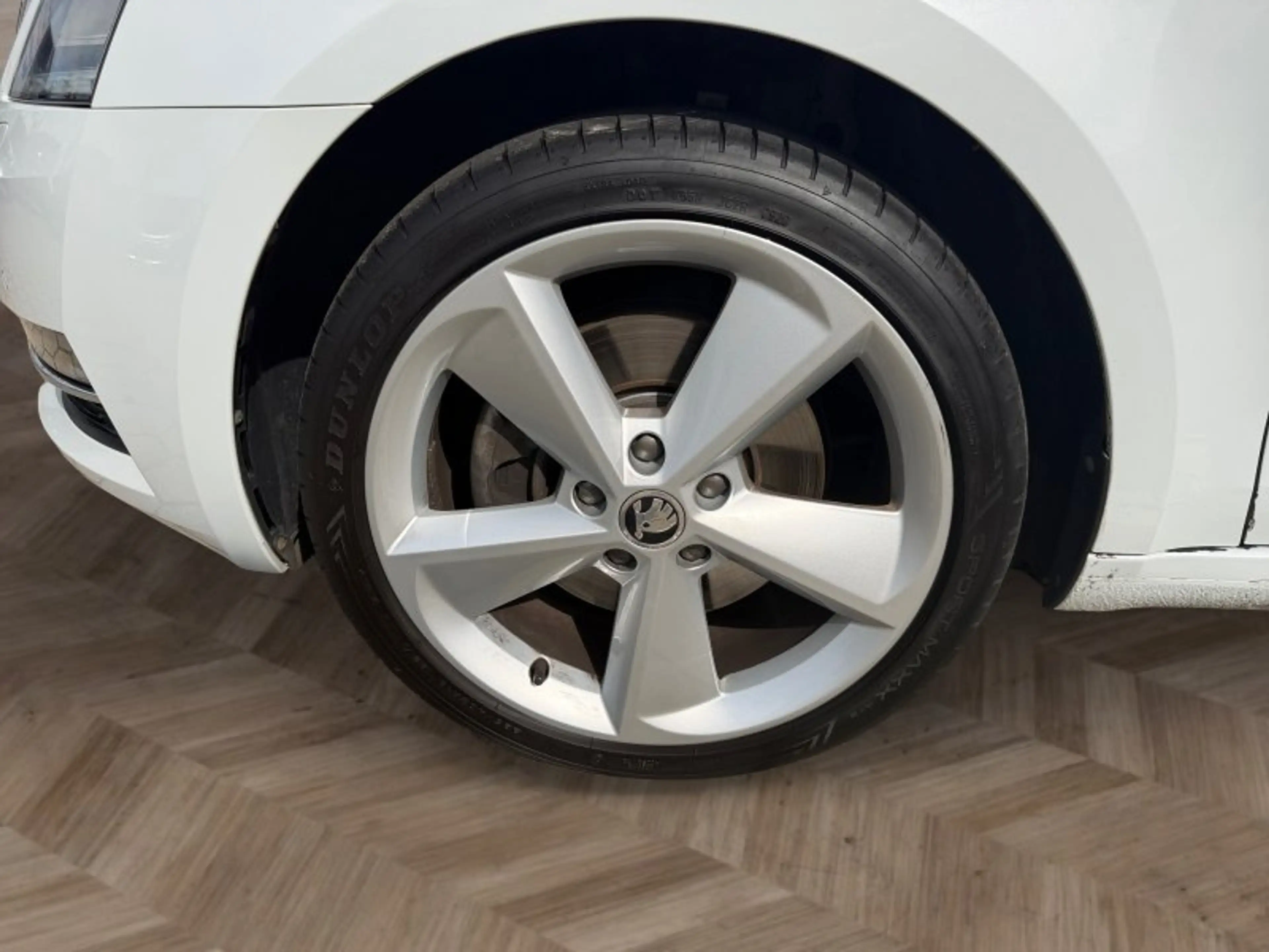 Skoda Octavia 1.8TSI Style  AHK/LED/Navi — photo 14