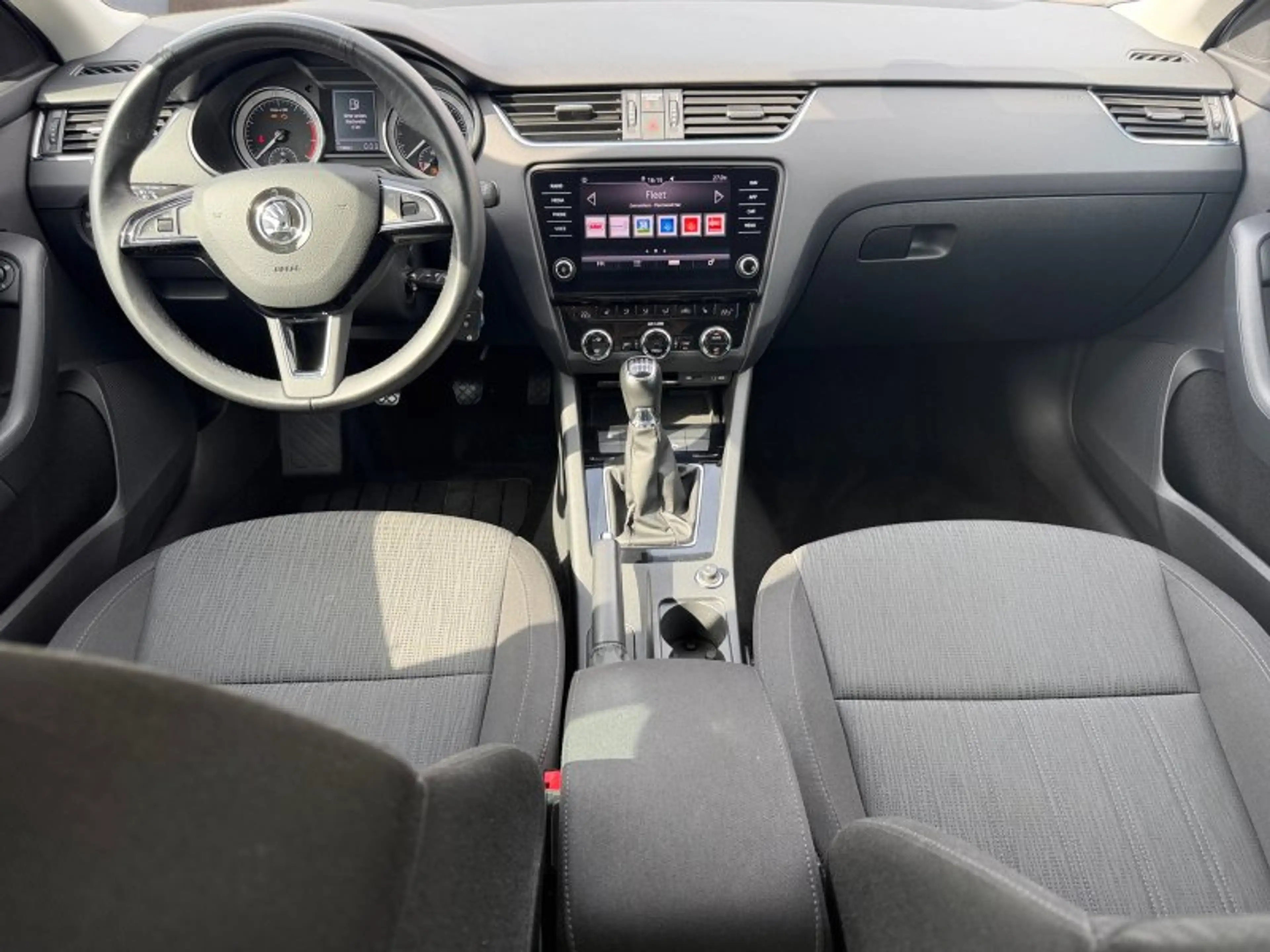 Skoda Octavia 1.8TSI Style  AHK/LED/Navi — photo 10
