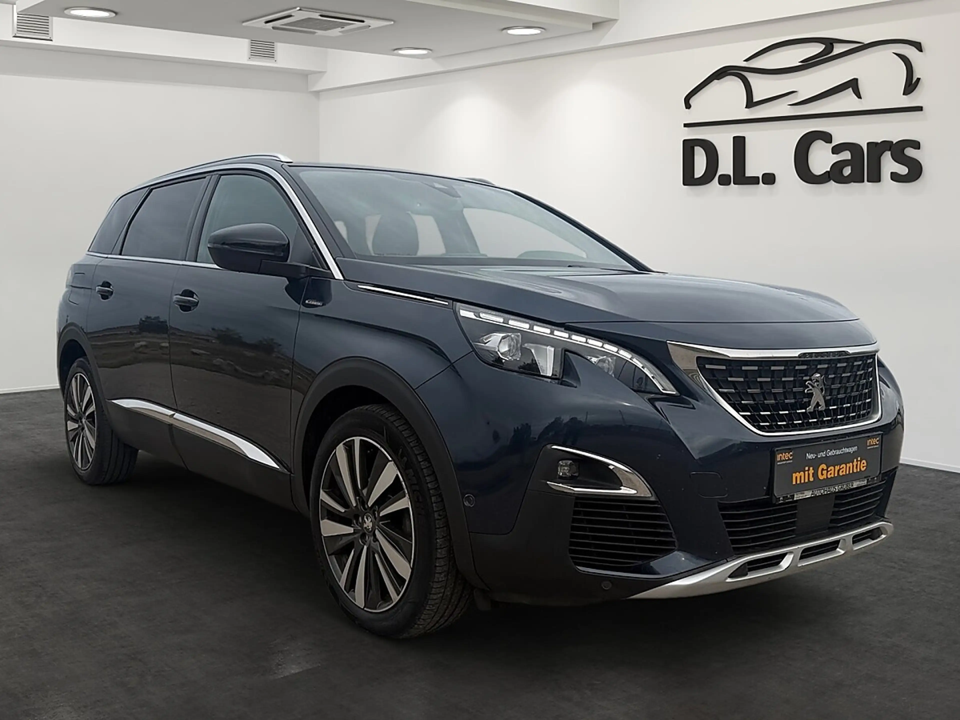 Peugeot 5008 1,2 PureTech 130 S&S GT Line *7 Sitzer*Totwinke...