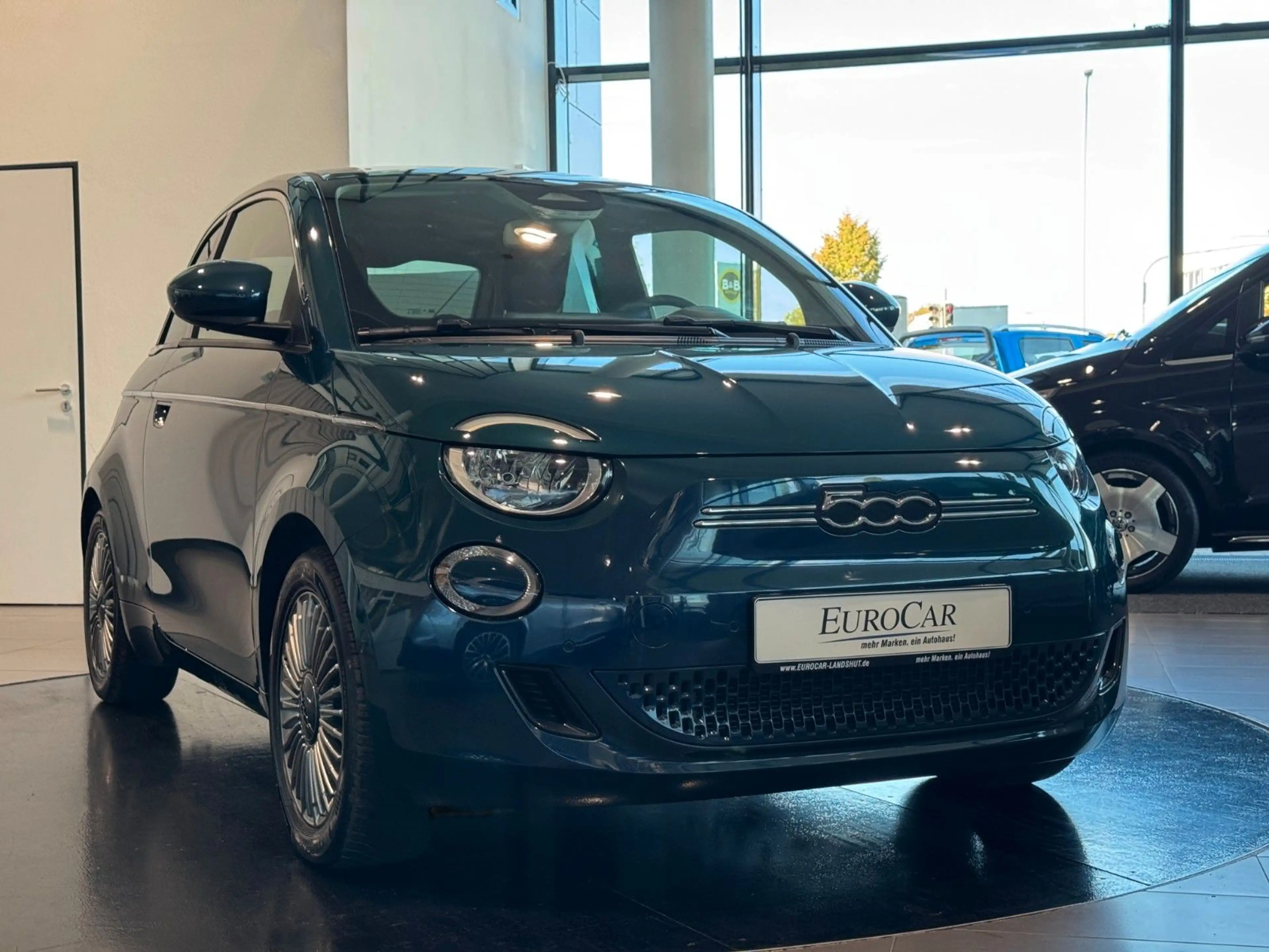 Fiat 500e 42kW/h SmartphoneInt SpurhalteA Shzg Kamera — photo 3