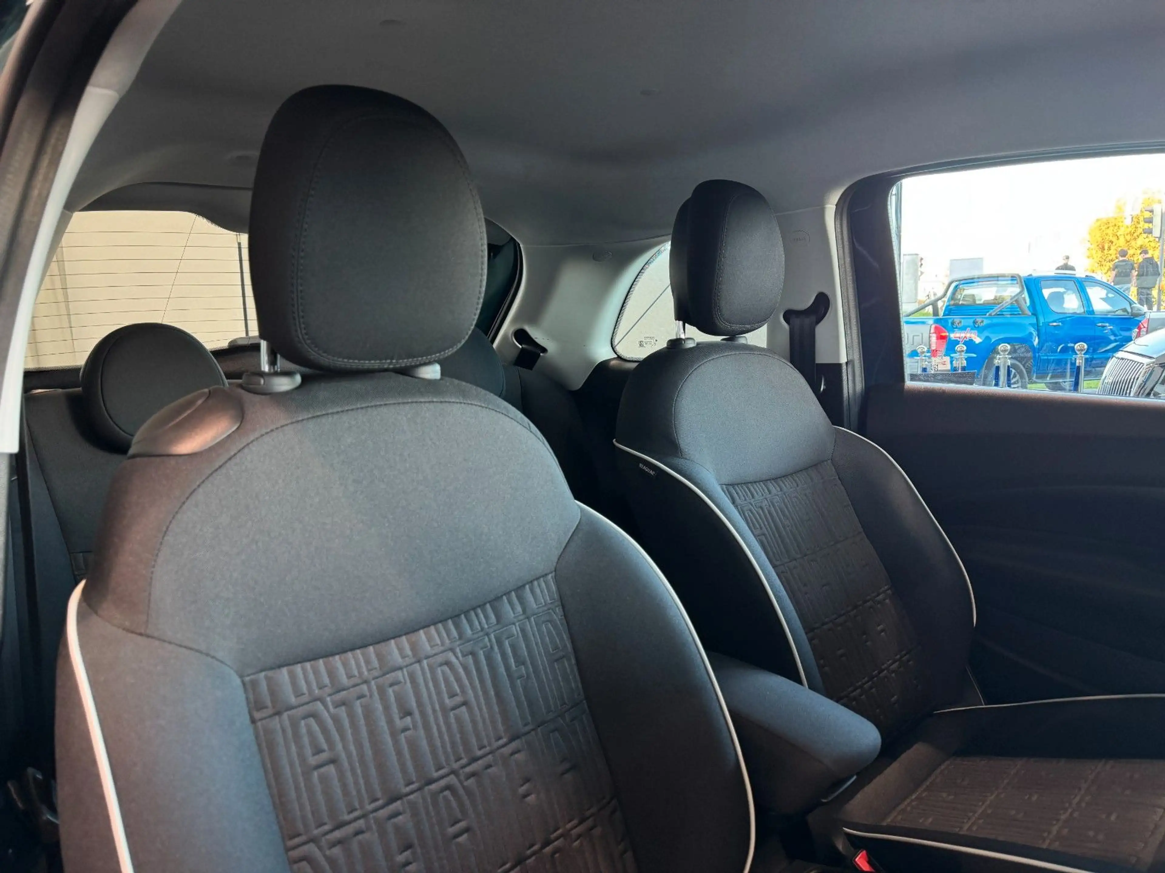Fiat 500e 42kW/h SmartphoneInt SpurhalteA Shzg Kamera — photo 12