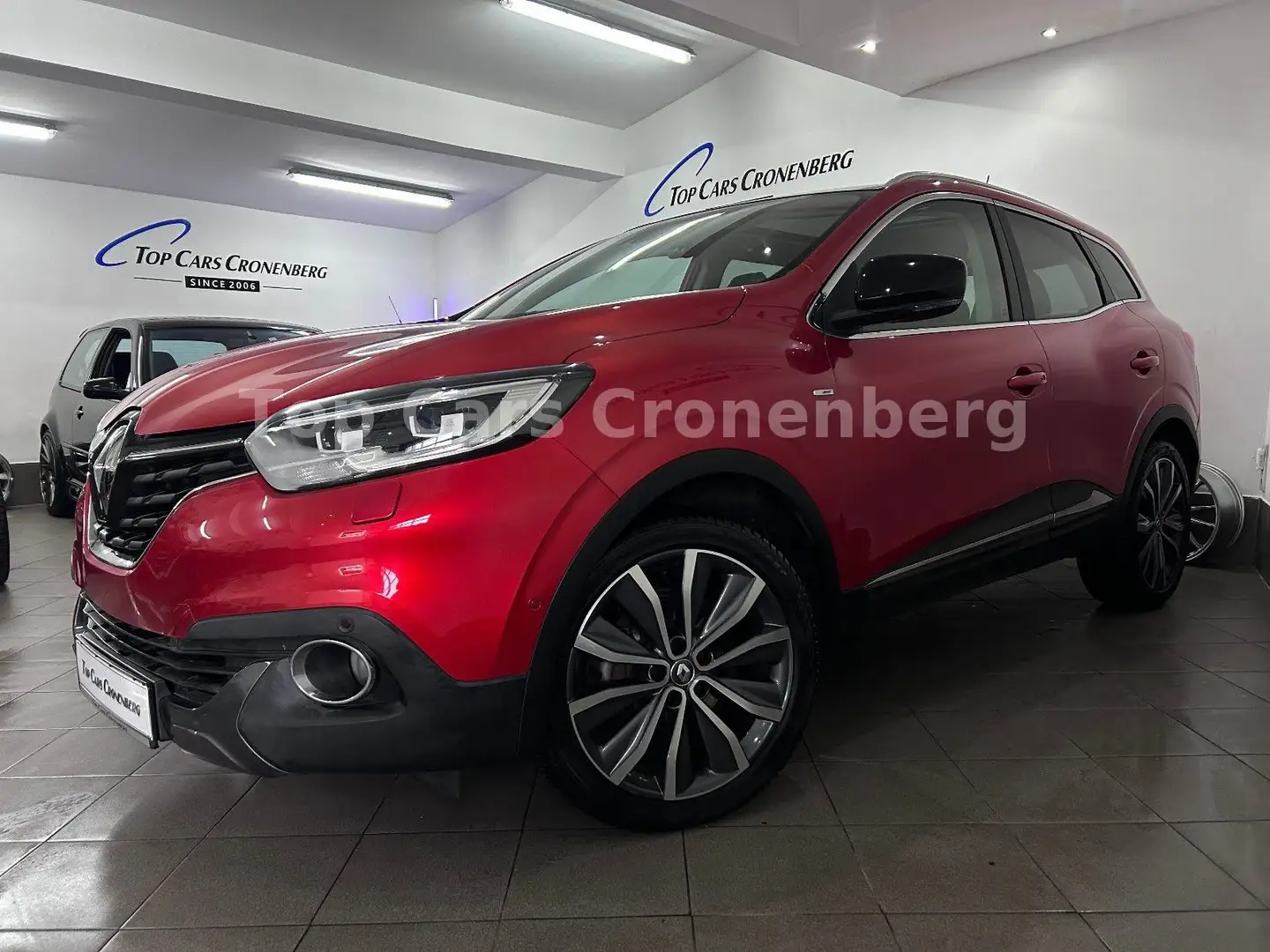 Renault Kadjar 1.6 BoseEdition*1.HD*28TKM*Pano*Leder*LED Rot - 2