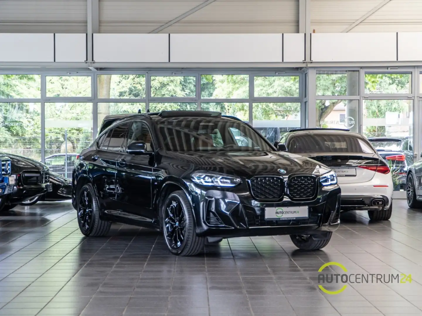 BMW X4 20i M Sport Inno AHK Pano HK Memo HUD Laser Schwarz - 1