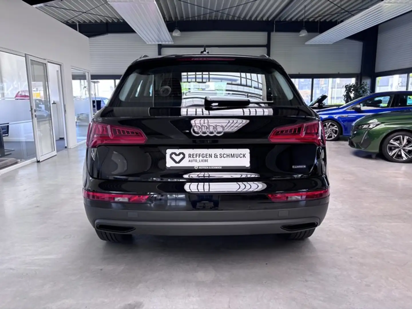 Audi Q5 TDI 40 QUATTRO LEDER+NAVI+LED+MASSAGE+ALU+1HD Schwarz - 2