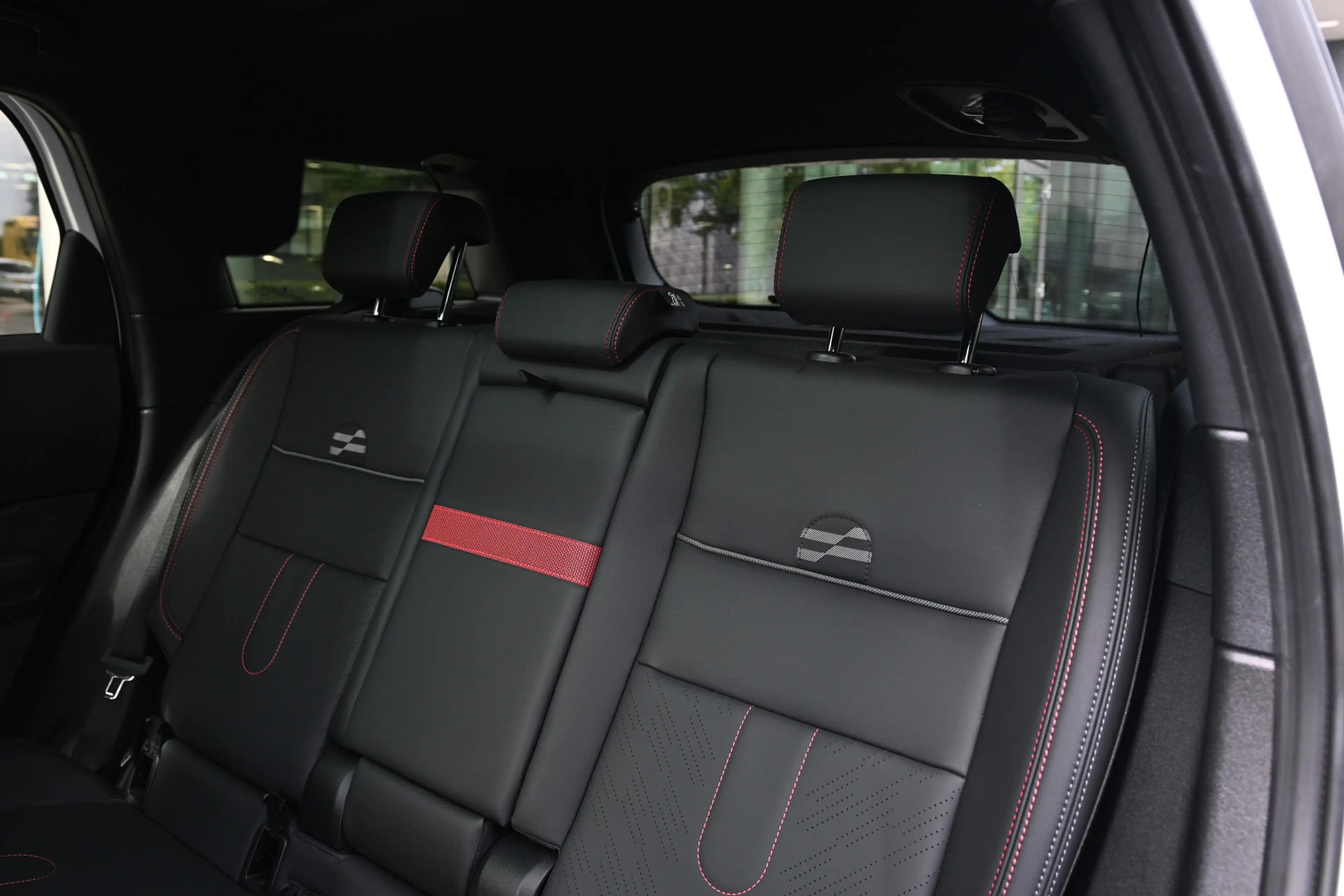 MINI Countryman E / John Cooper Works / Pakket XL / 19" JCW Runway S — photo 10