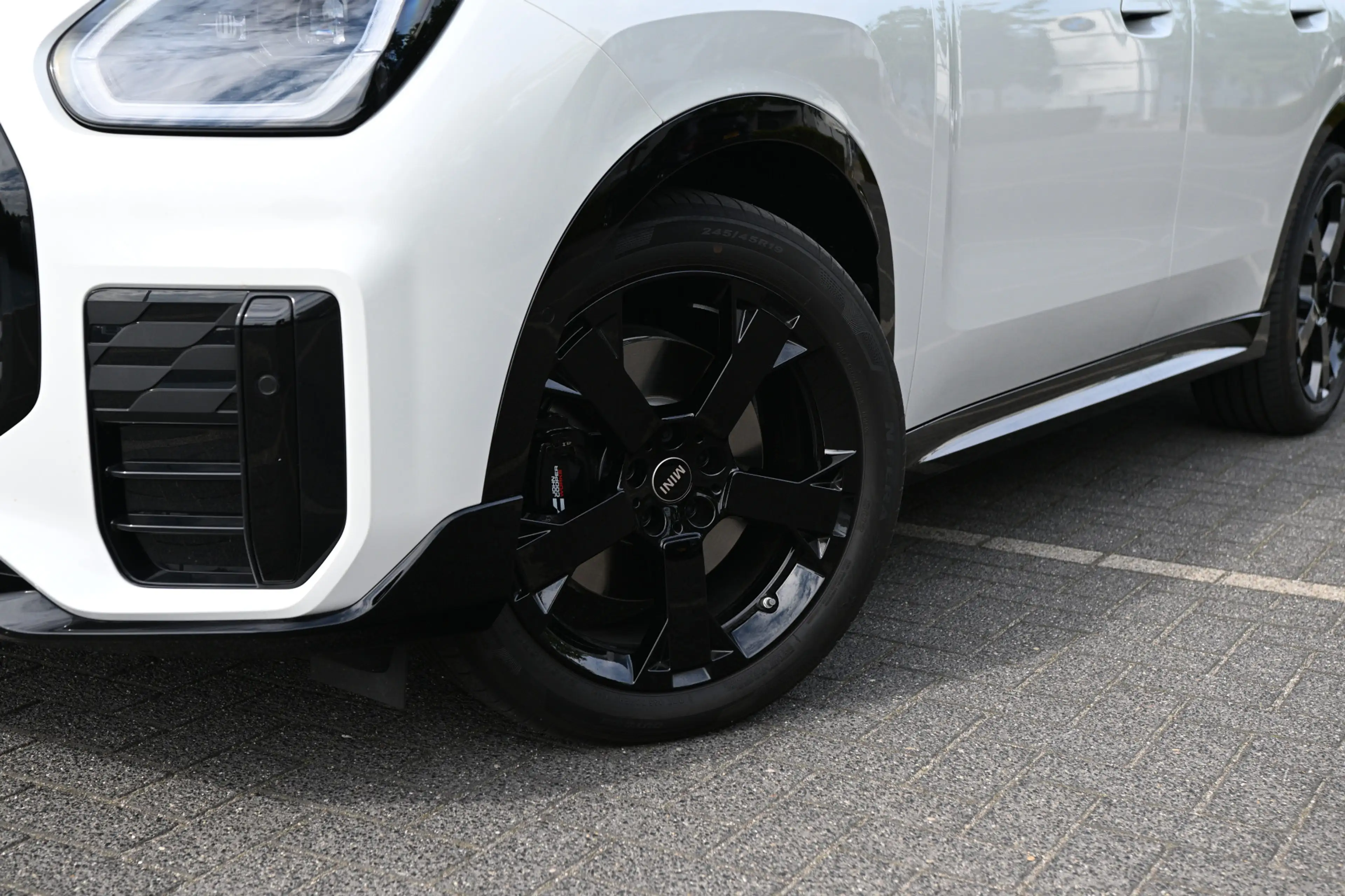 MINI Countryman E / John Cooper Works / Pakket XL / 19" JCW Runway S — photo 15