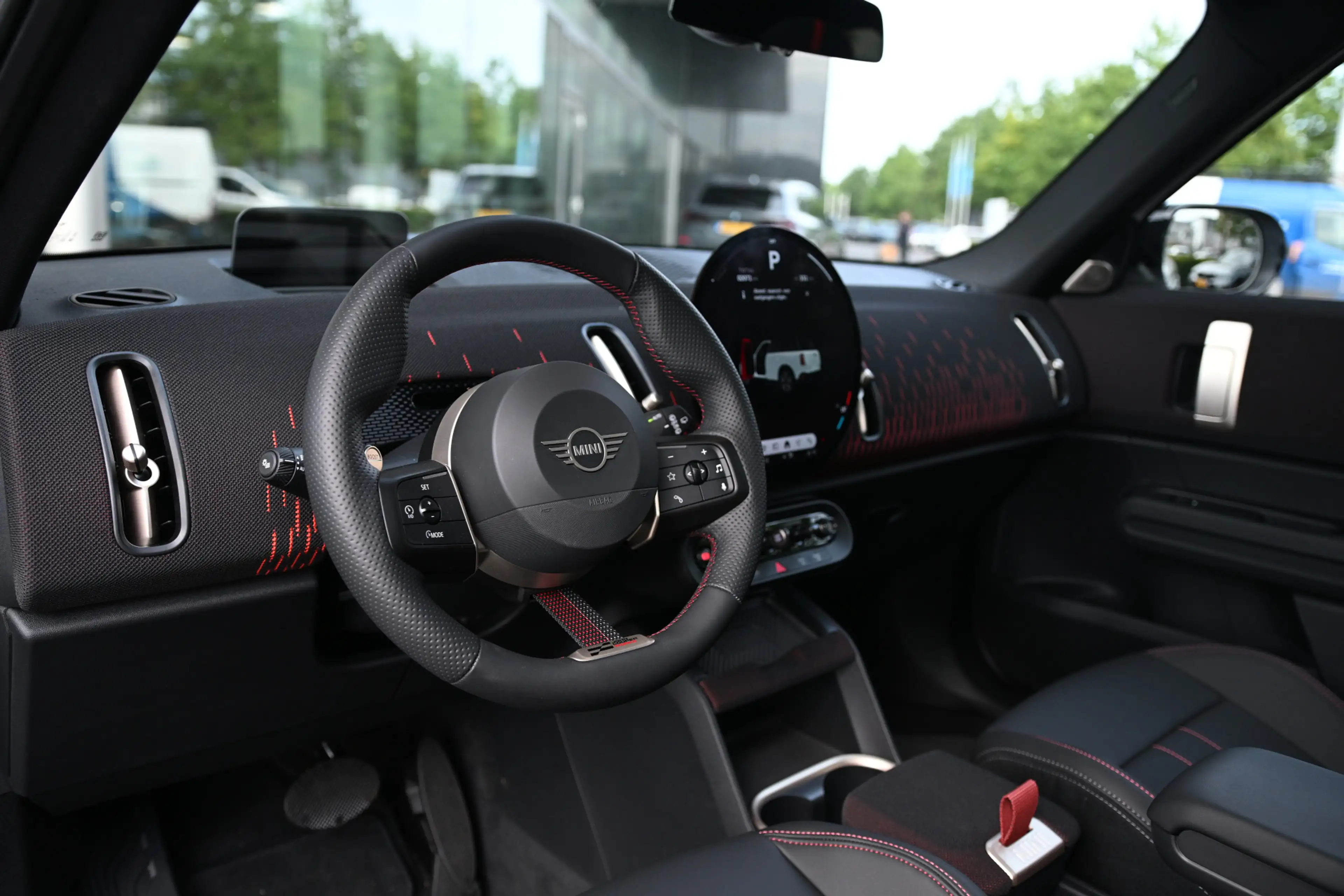 MINI Countryman E / John Cooper Works / Pakket XL / 19" JCW Runway S — photo 14