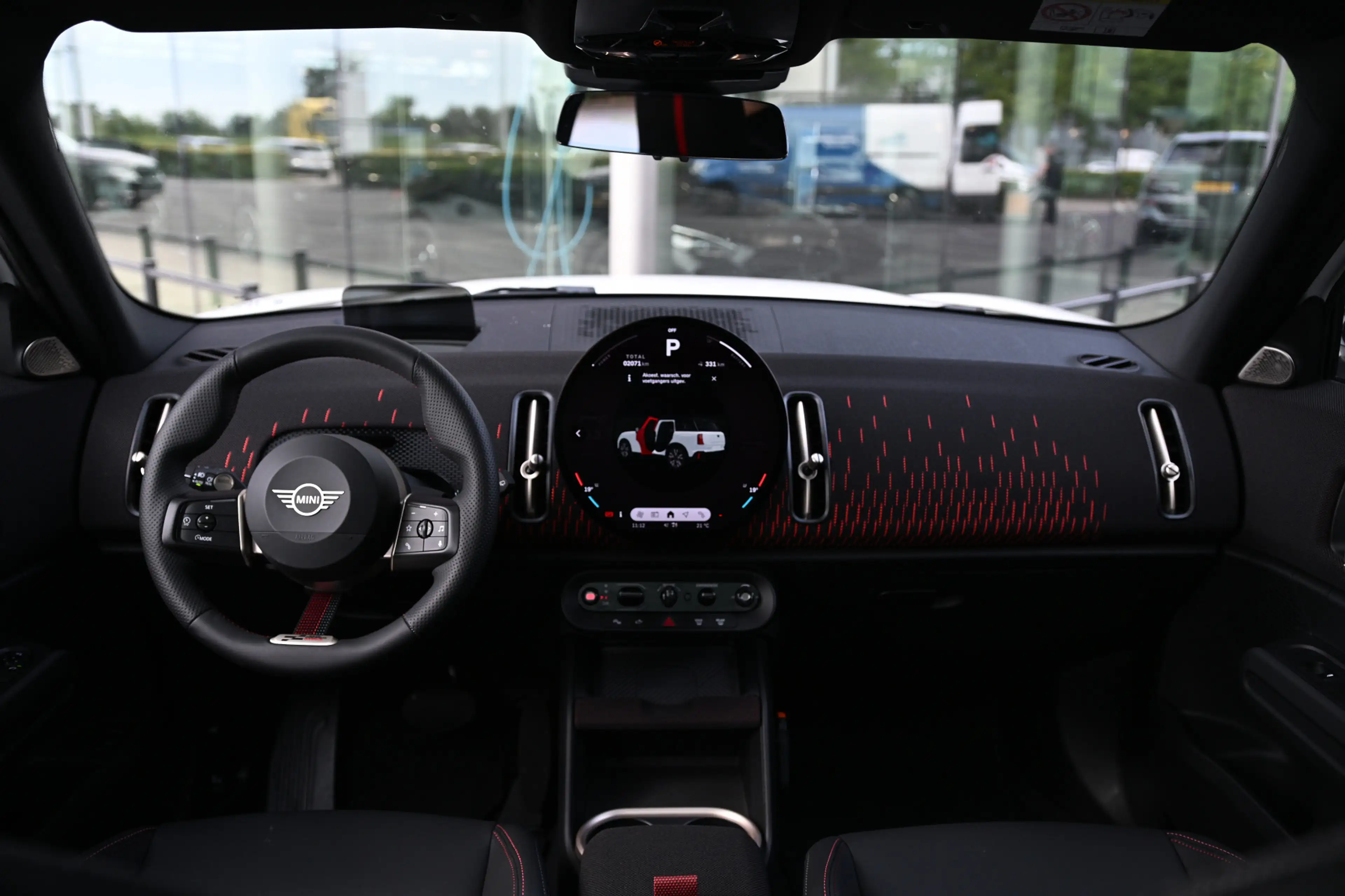 MINI Countryman E / John Cooper Works / Pakket XL / 19" JCW Runway S — photo 4