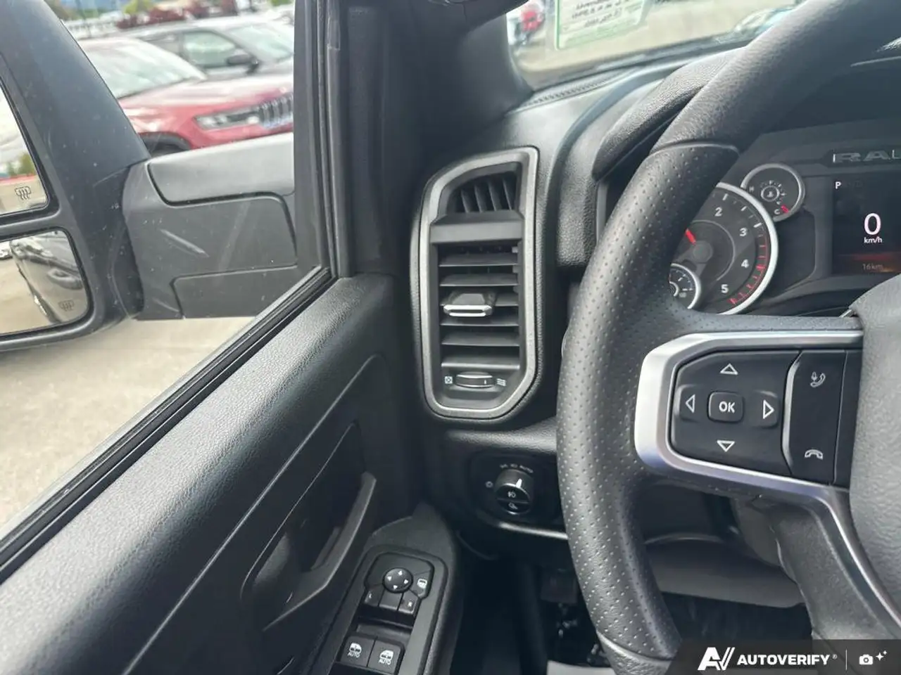 RAM 3500 снимка RAM 3500