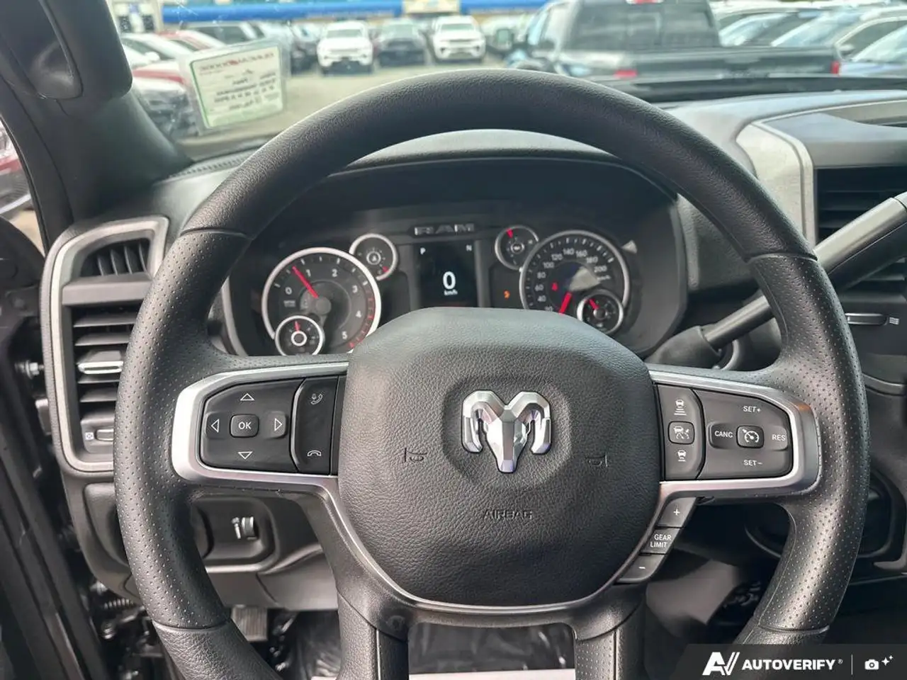 RAM 3500 снимка RAM 3500