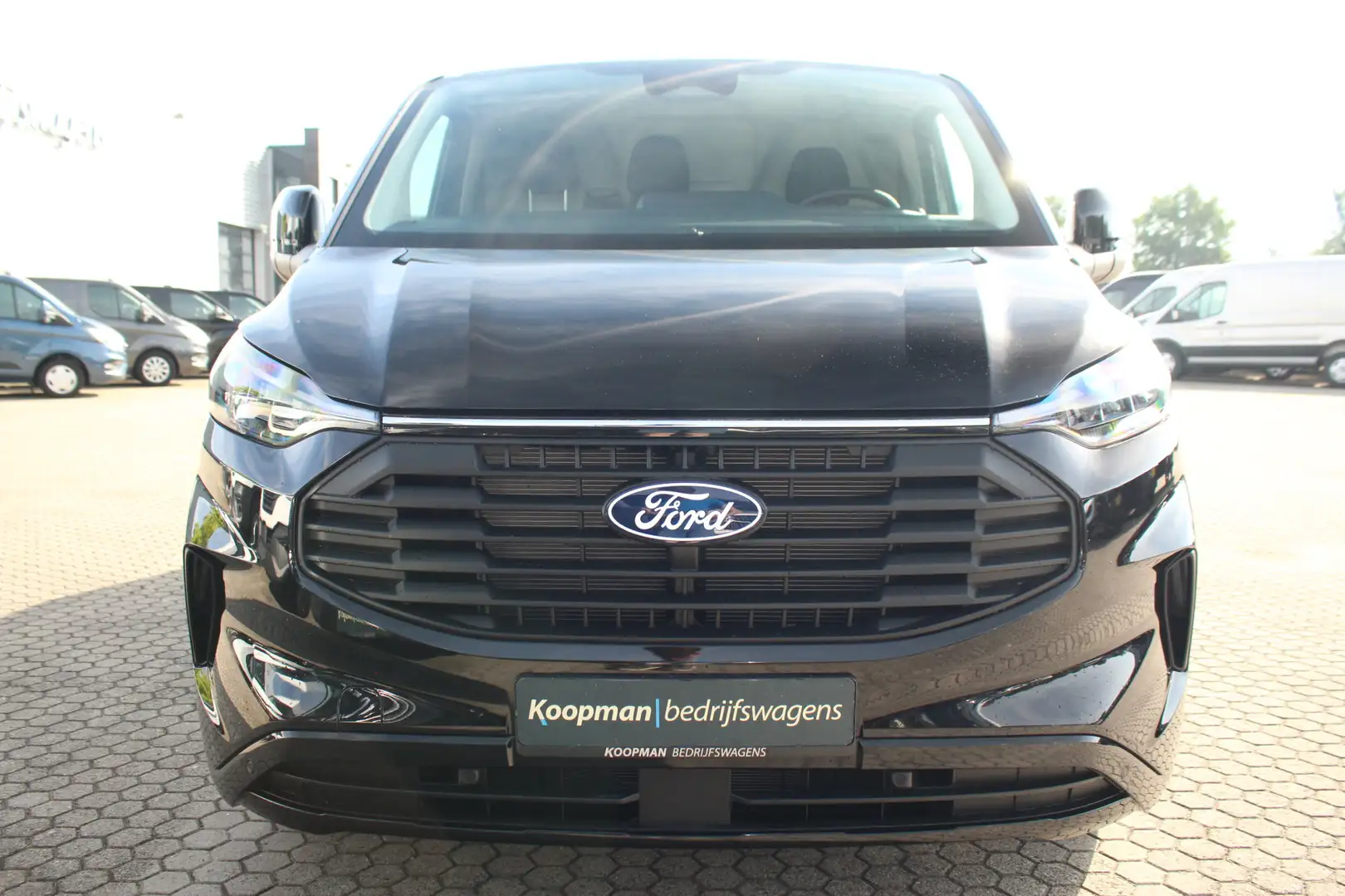 Ford Transit Custom 300 2.0TDCI 136pk L2H1 Limited | Automaat | L+R Zi Nero - 2