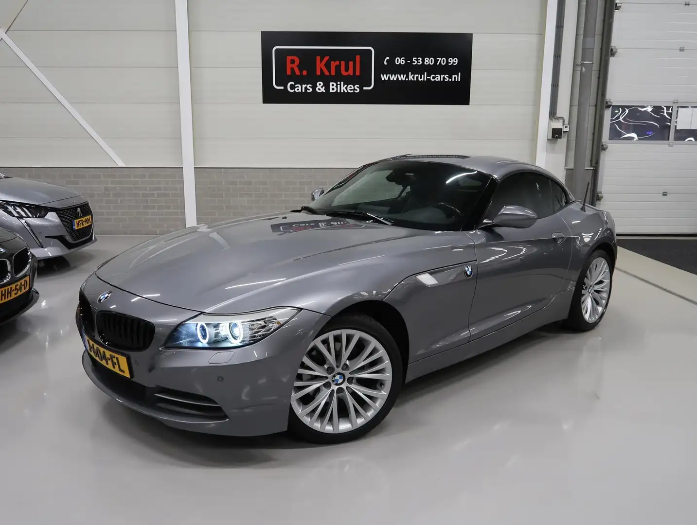 BMW Z4 Roadster sDrive20i Leer Navigatie Airco Cruisecont Gris - 2