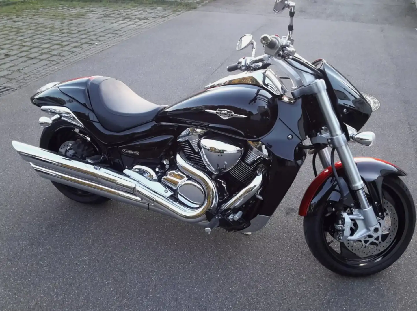 Suzuki VZR 1800 Negru - 1