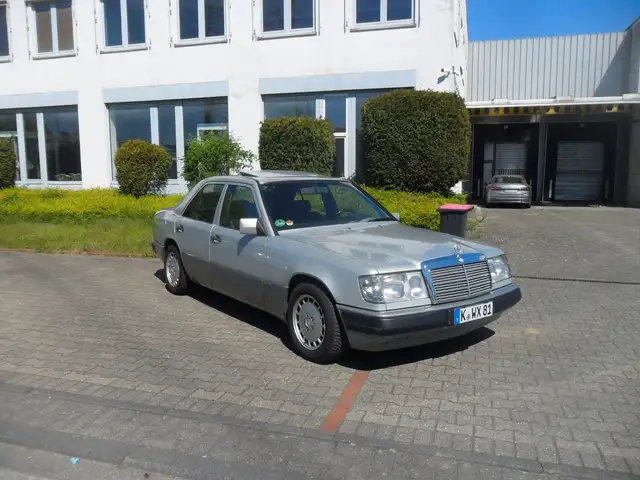 Mercedes-Benz 260 E Sportline*Aut*Klima*Schiebedach*Alu*TOP+TOP