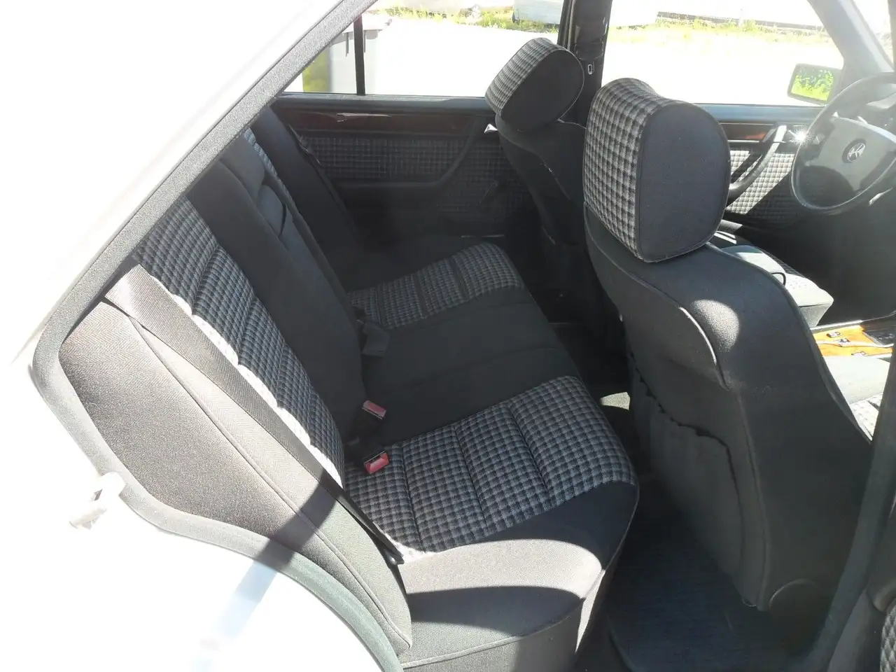 Mercedes-Benz 260 E Sportline*Aut*Klima*Schiebedach*Alu*TOP+TOP, foto 12