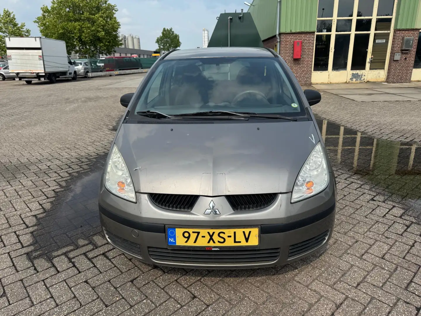 Mitsubishi Colt 1.3 Incharge Airco Export Gris - 2
