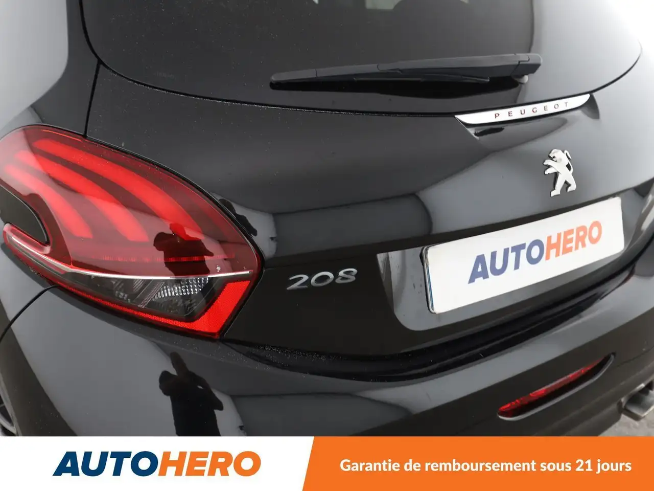 Peugeot 208 208 — photo 32