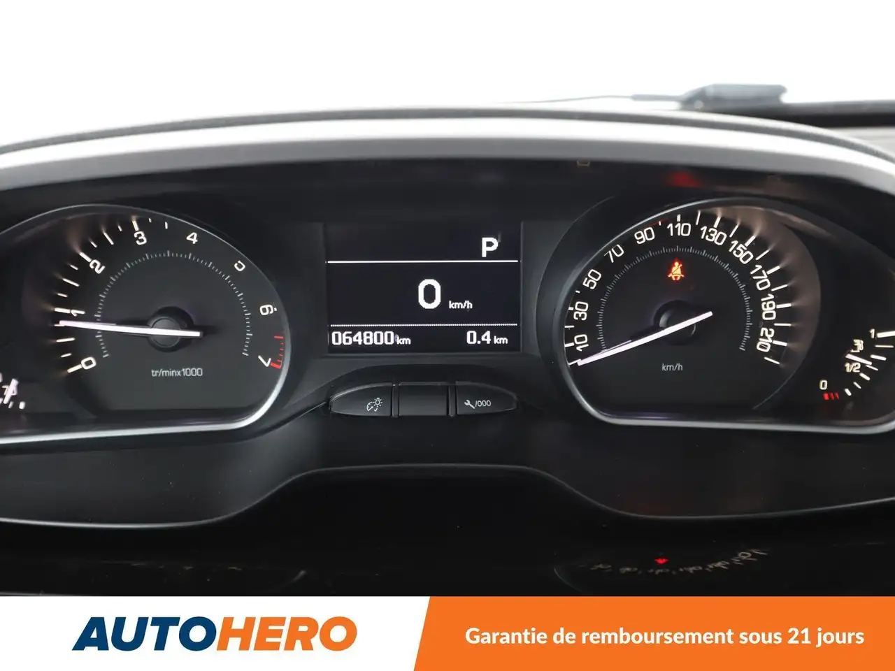 Peugeot 208 208 — photo 20
