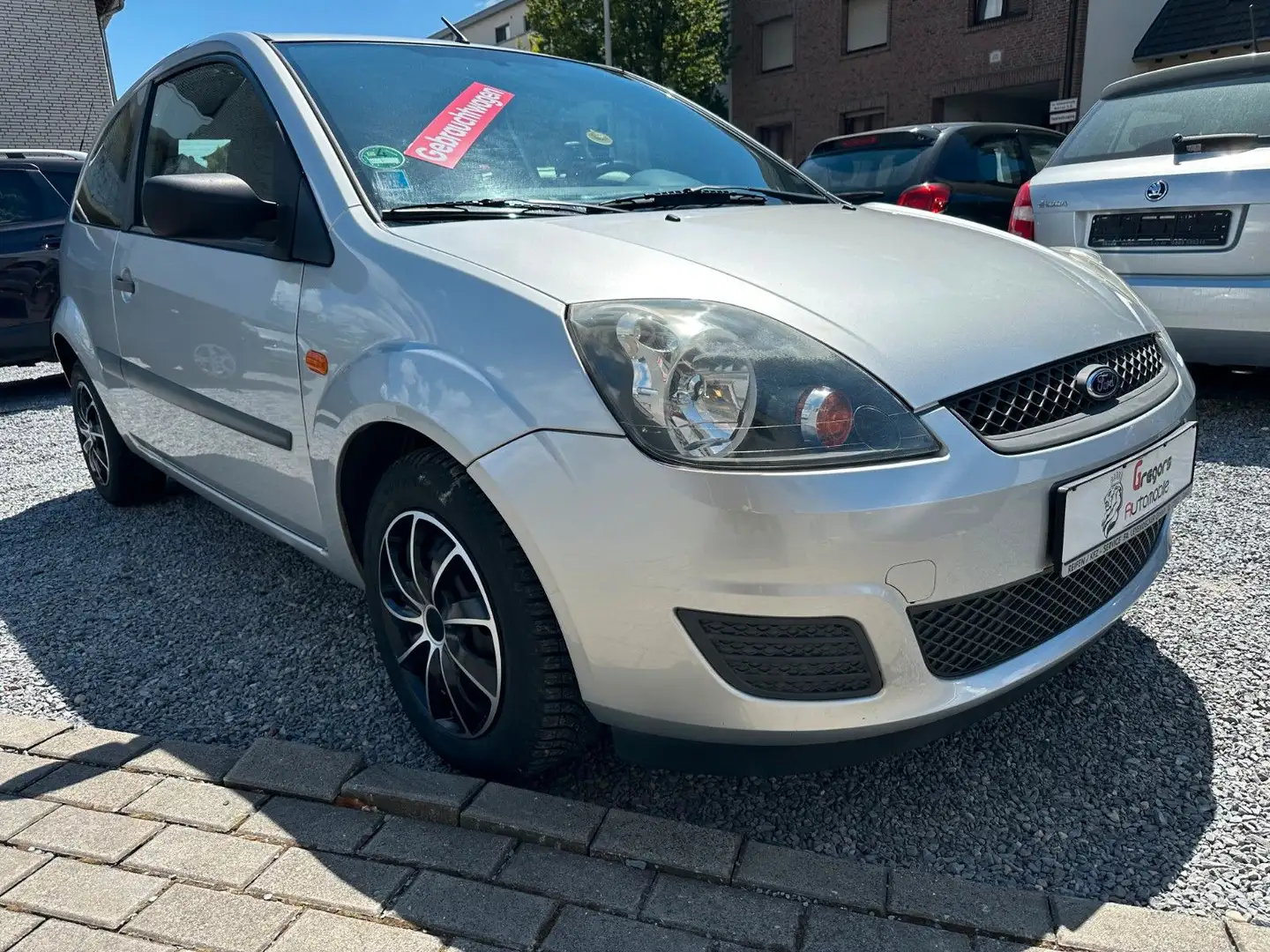 Ford Fiesta Fun X Silber - 1