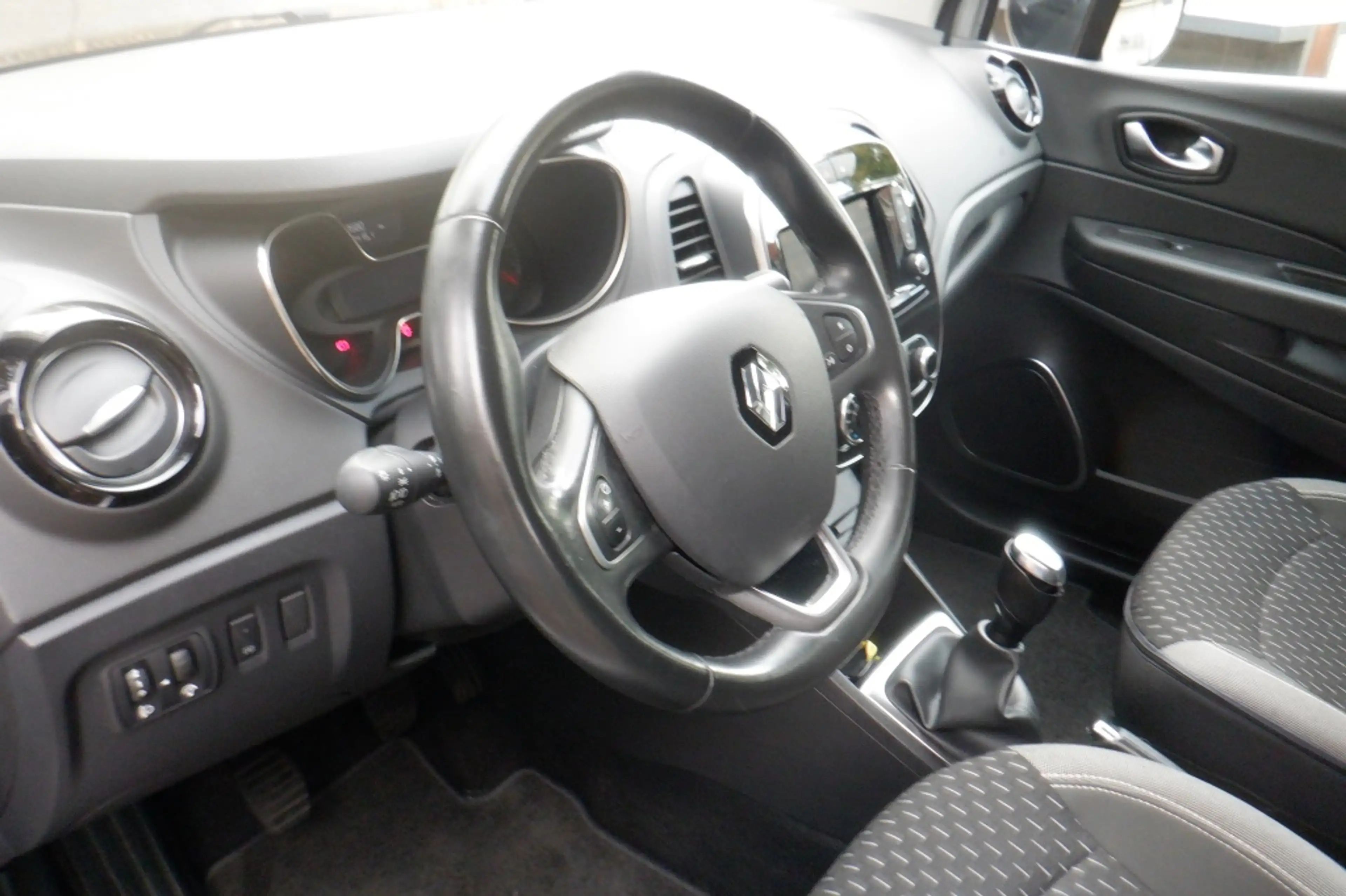 Renault Captur TCe 90pk S&S INTENS-LEER-PDC-NAVI-BOVAG — photo 11