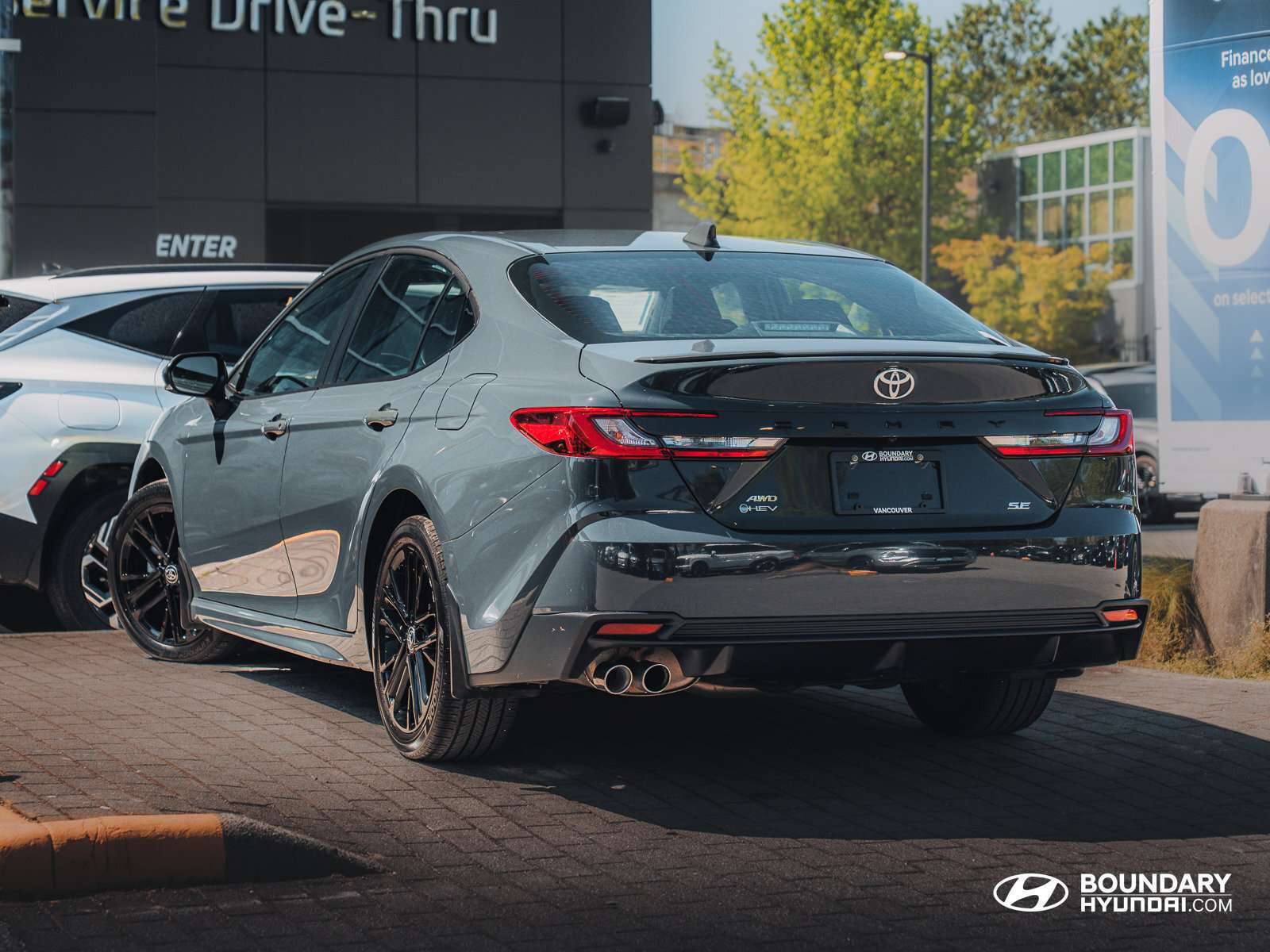 2025 Toyota Camry SE | AWD HYBRID | UPGRADE PKG | NO ACCIDENTS — снимка 1